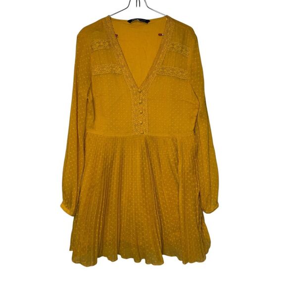 Zara Dresses & Skirts - Zara Women's Dress Mini Polka Dot Lace Pleated‎ Hem V-Neck Balloon Sleeve Medium